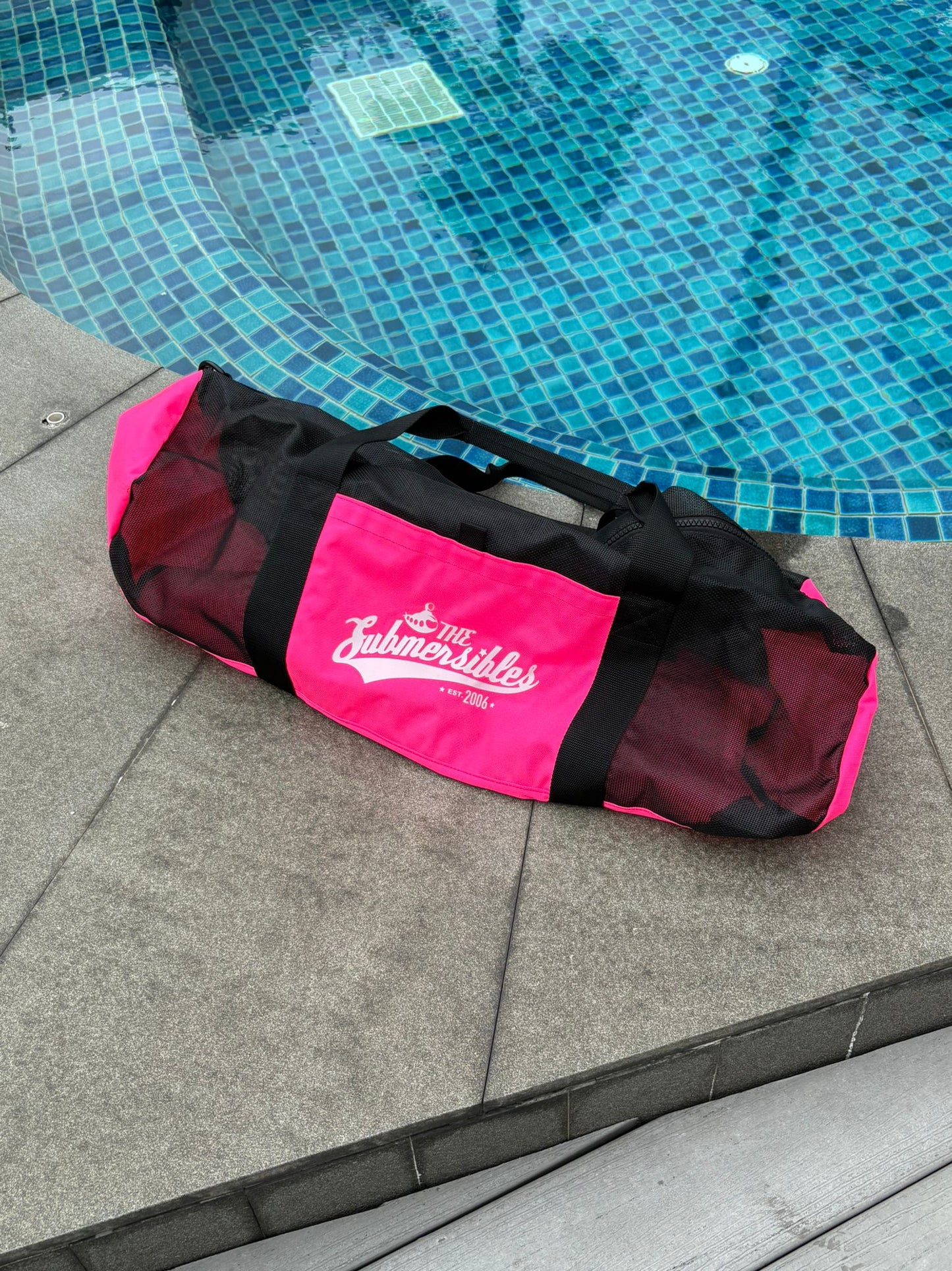 The Submersibles Mesh Bag